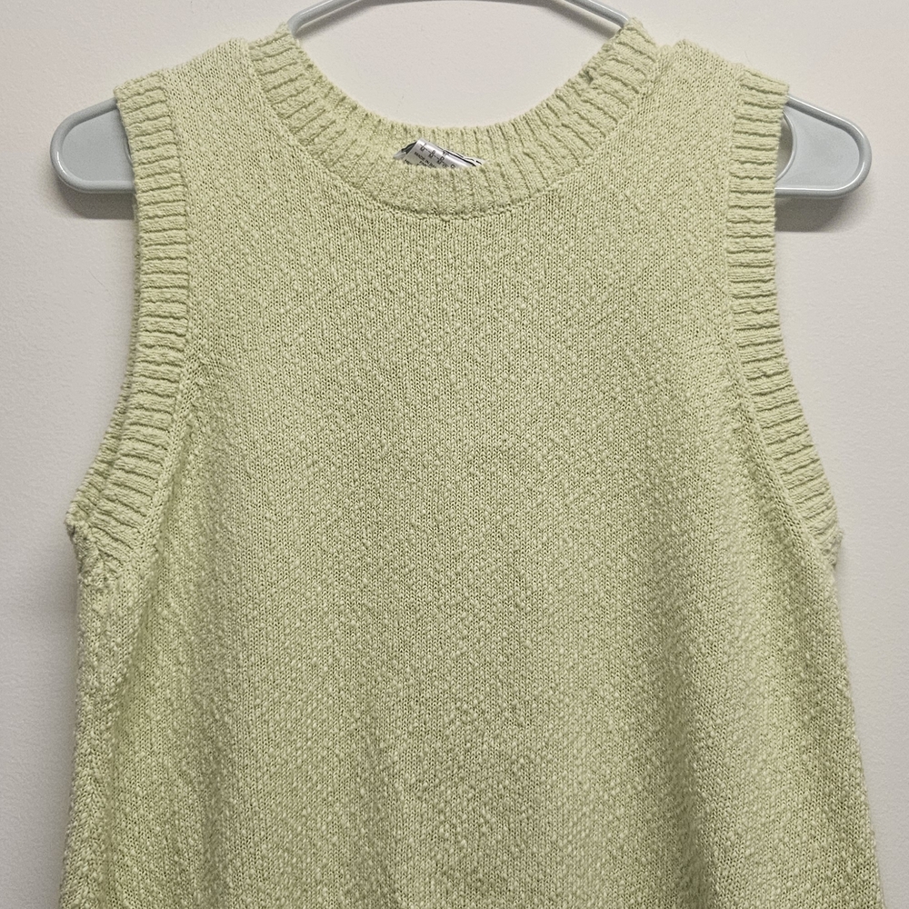 DKNY Light Green Sleeveless Tank Top